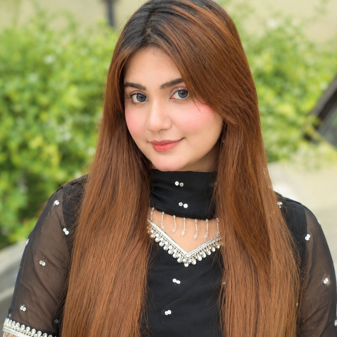 জেদি মেয়ের আত্মসমর্পণ